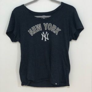 NEW YORK YANKEES t shirt!